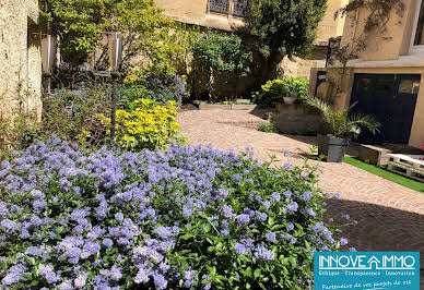 Maison avec jardin et terrasse 12