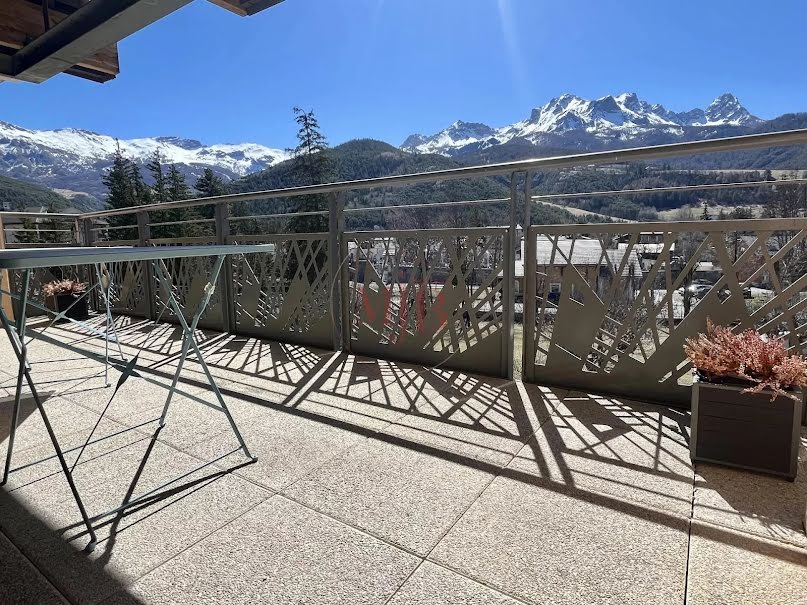 Vente appartement 6 pièces 182 m² à Barcelonnette (04400), 520 000 €