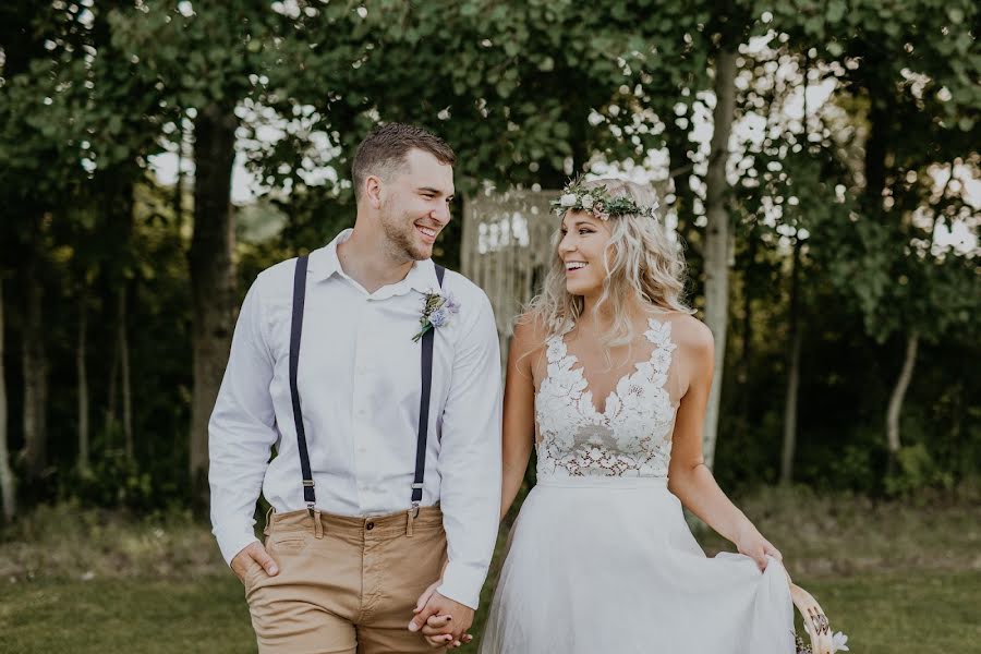 Wedding photographer Darcy Ferris (darcyferris). Photo of 8 September 2019