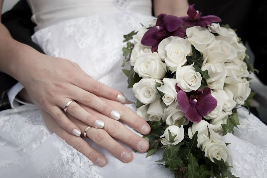 Fotografo di matrimoni Theresa Knudsen (knudsentheresa). Foto del 14 maggio 2019