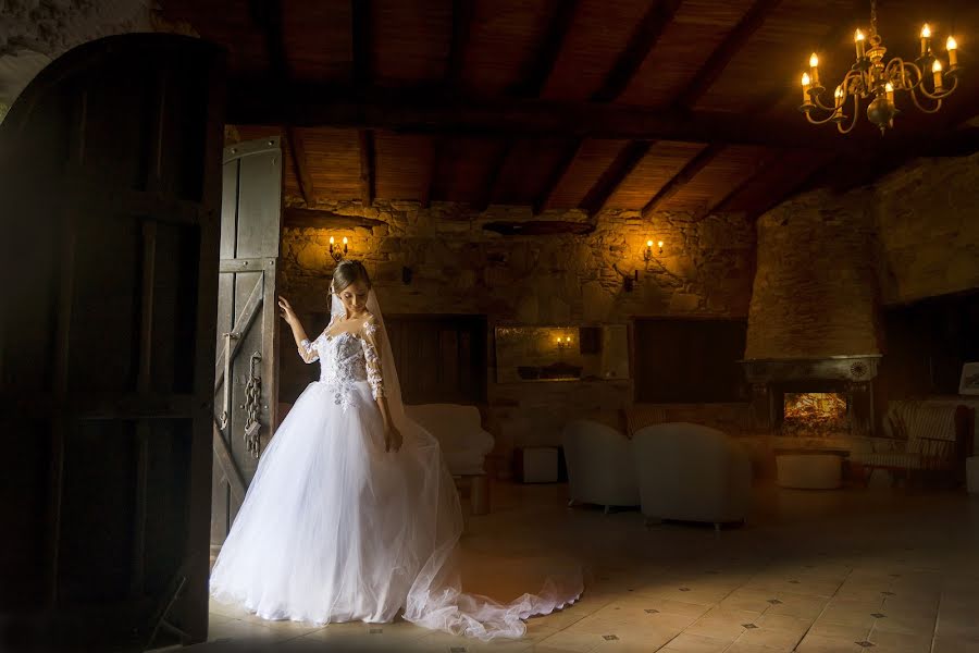 Fotografo di matrimoni Olaf Morros (olafmorros). Foto del 19 maggio 2020