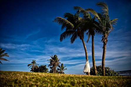 Wedding photographer Manolo Sierra (manolosierra). Photo of 12 December 2020