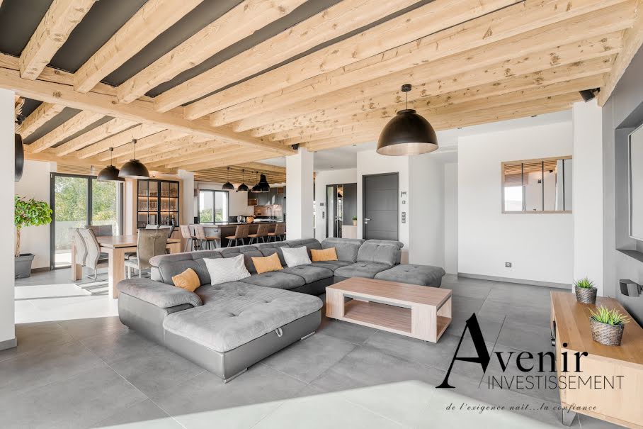 Vente maison 7 pièces 280 m² à Reyrieux (01600), 849 000 €