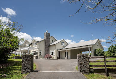 House with garden and terrace 6