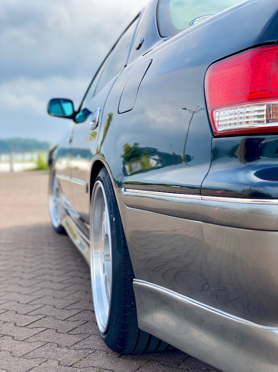 マークIIのBBS LM・コ－ナ－ポ－ル・純正オプション・タイヤ交換・仕様変更に関するカスタム事例の投稿画像4枚目