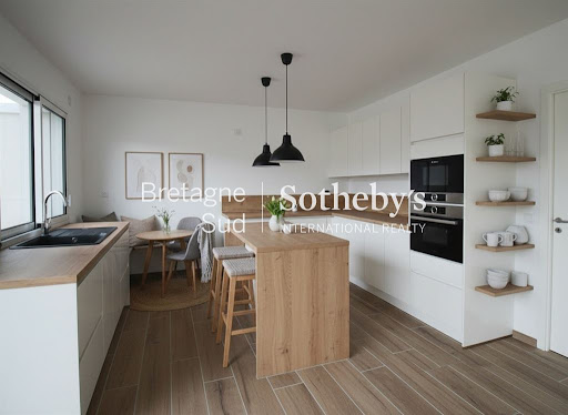 Seaside house 3