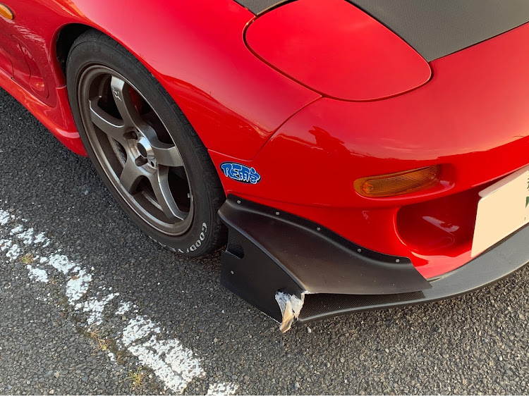 RX-7のRE雨宮・イベント前の準備・榛名ロータリーミーティング2020・当て逃げされた。。に関するカスタム事例の投稿画像1枚目