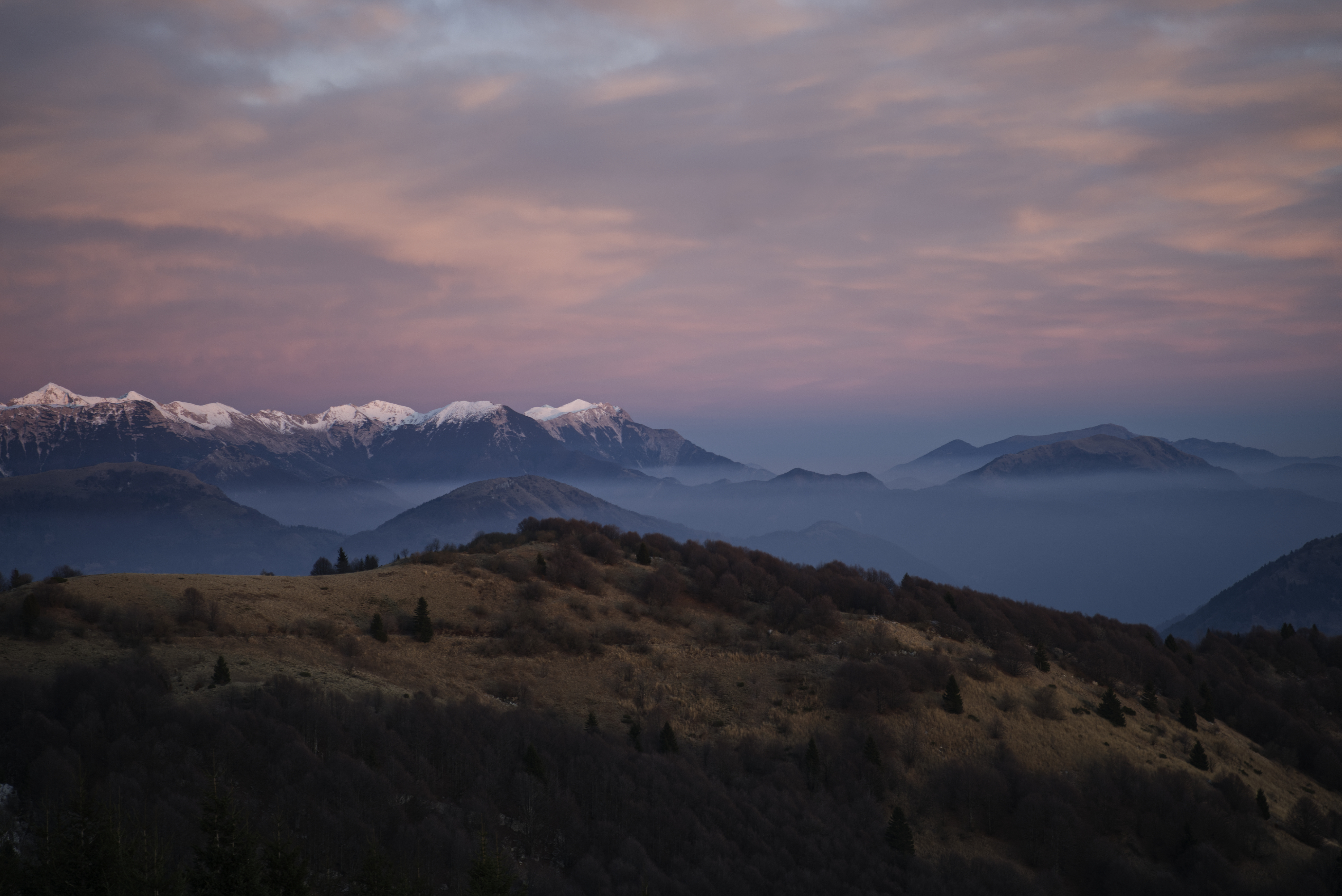 Si fa subito sera .. anche in quota e tra strati di nuvole di galubio52