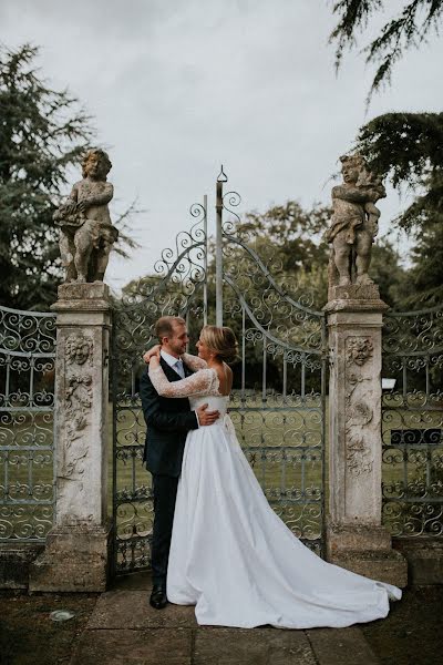 Wedding photographer Emily Rose (emilyrosehphoto). Photo of 2 July 2019