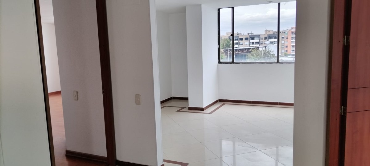 Oficina En Arriendo - El Contador, Bogota