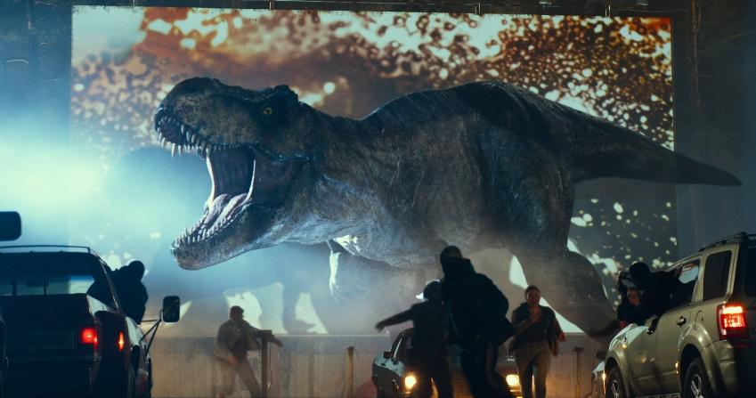 3. JURASSIC WORLD : DOMINION  3