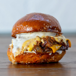 The Cheesy Chili Burger