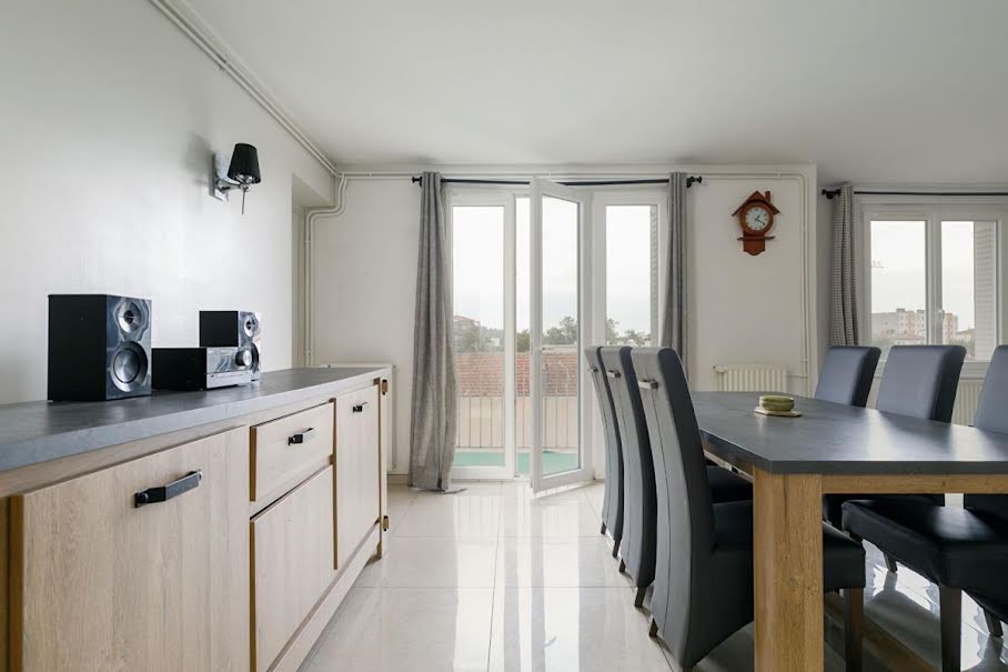 Vente appartement 3 pièces 80 m² à Lyon 8ème (69008), 280 000 €