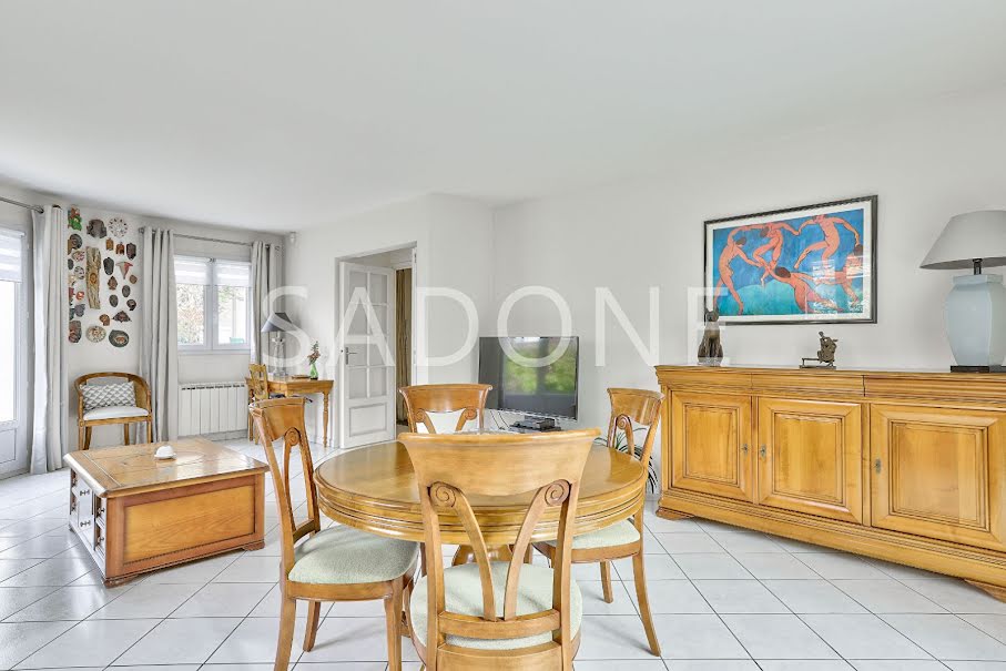 Vente maison 7 pièces 147 m² à Rueil-Malmaison (92500), 1 145 000 €