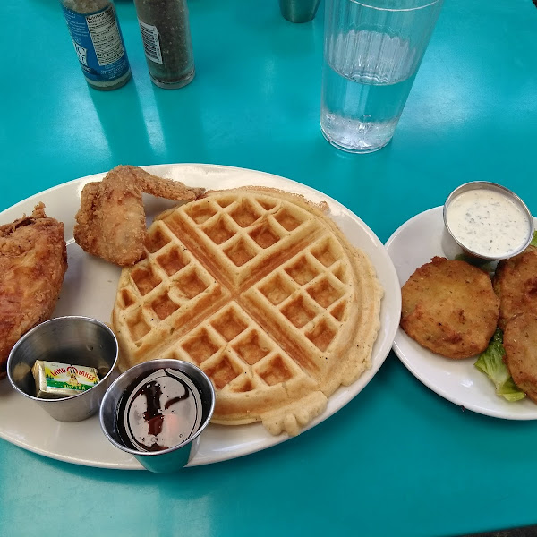 Gluten less fried chicken, waffle, and fried green tomatoes.  Southern comfort at it's best!