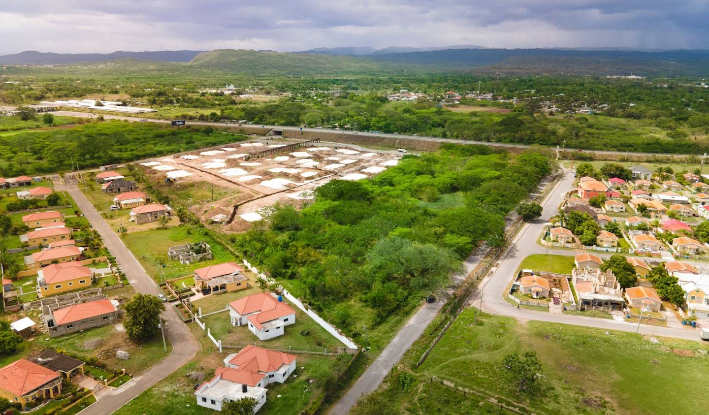 Terrain Spanish Town