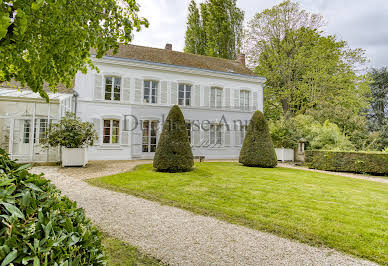 Maison avec piscine et terrasse 4