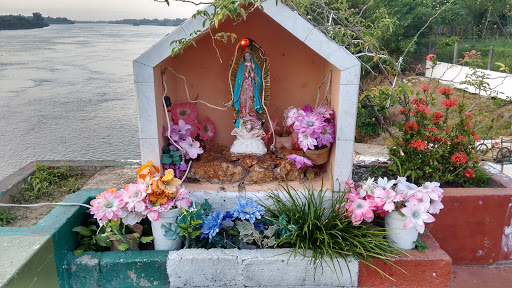 Altar Virgen De Guadalupe 