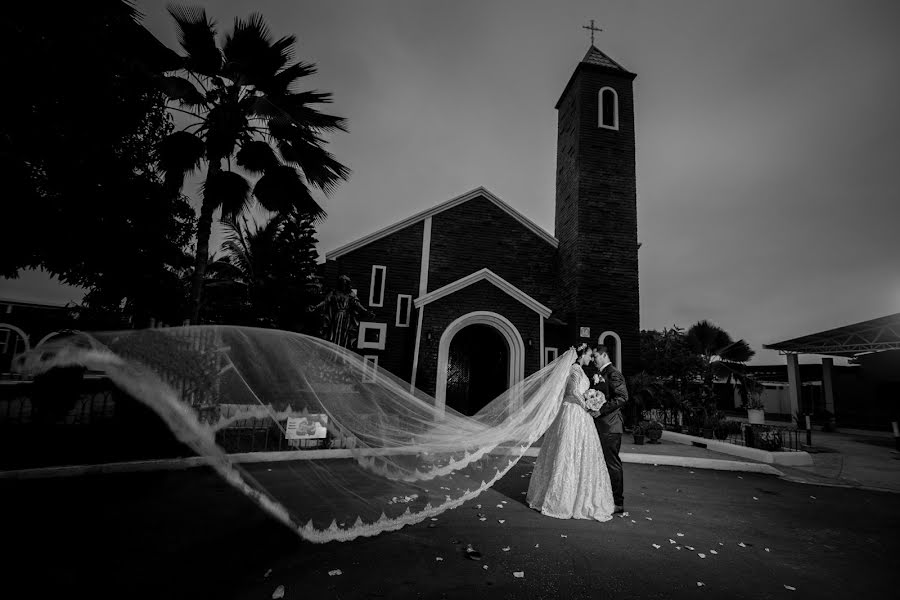 婚禮攝影師Sergio Castro（castro）。2020 6月10日的照片