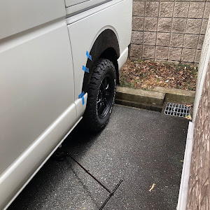 ハイエース