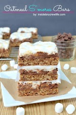 Oatmeal Sâmores Bars was pinched from <a href="http://insidebrucrewlife.com/2013/07/oatmeal-smores-bars/" target="_blank">insidebrucrewlife.com.</a>