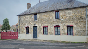 maison à Saint-Pierre-le-Moûtier (58)