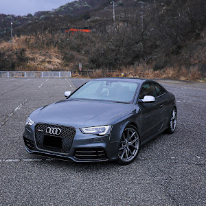 RS5 クーペ B8