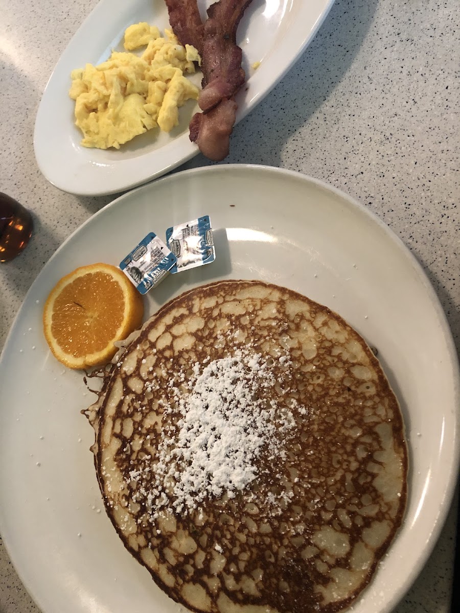 Gluten free pancakes with eggs/bacon