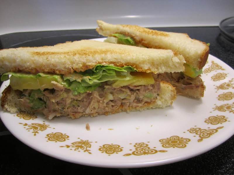 Sweet And Spicy Tuna Salad Sandwich!