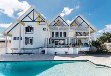 House with pool and terrace 12