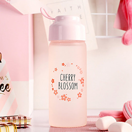 Title 6, Girls heart warm color glass. A charming glass...