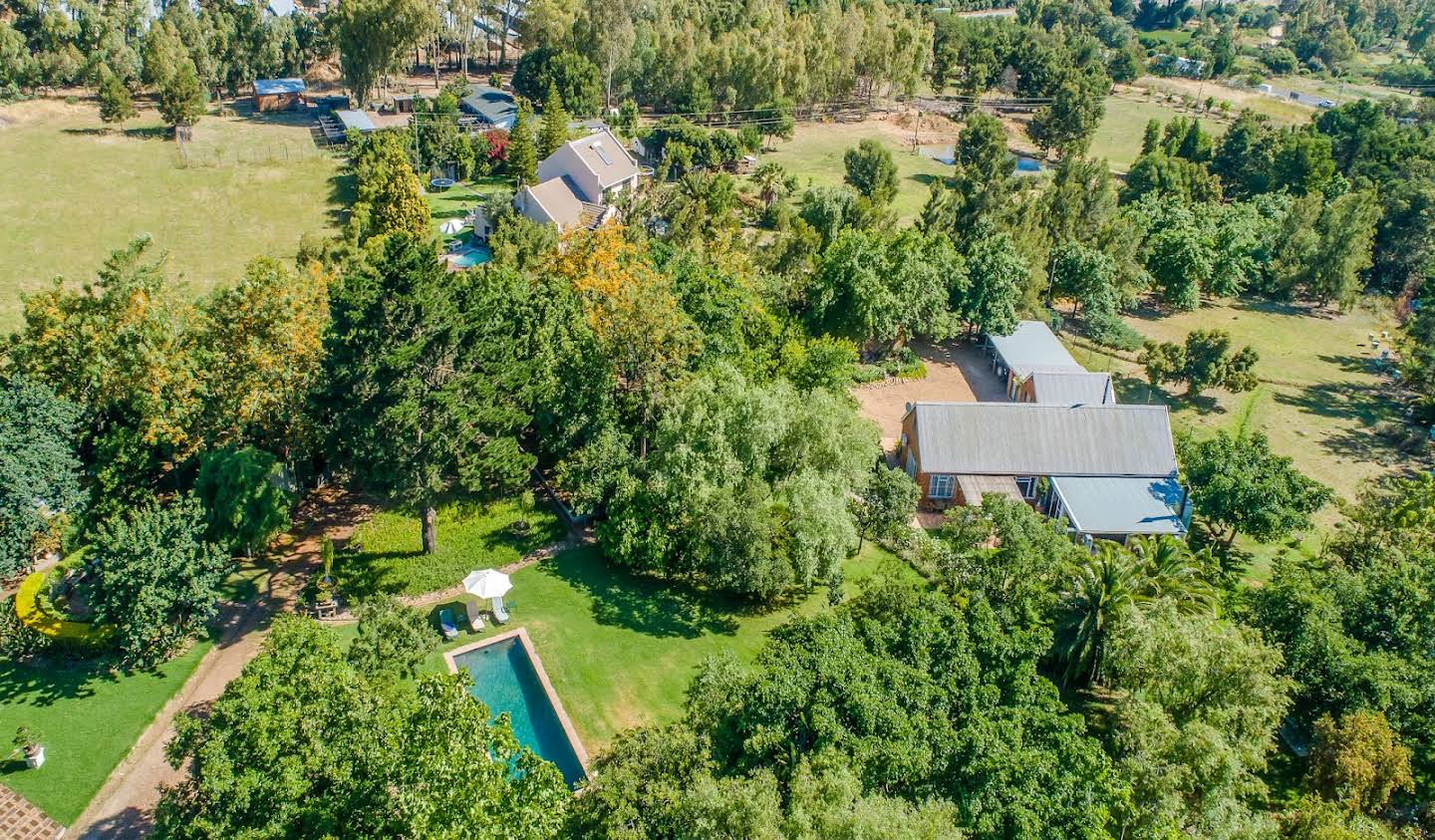 Farm house with pool Stellenbosch