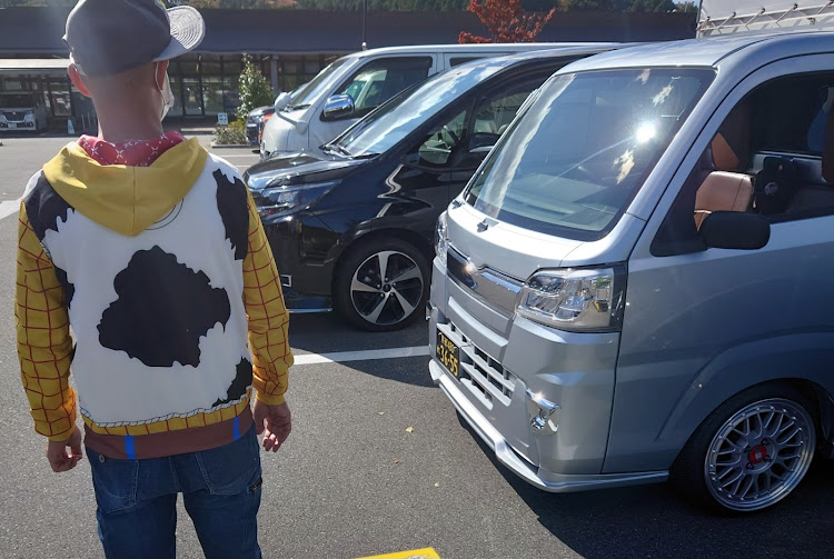 ハイゼットトラックのサンバートラック・ご近所オフ会・紅葉ドライブに関するカスタム事例の投稿画像5枚目