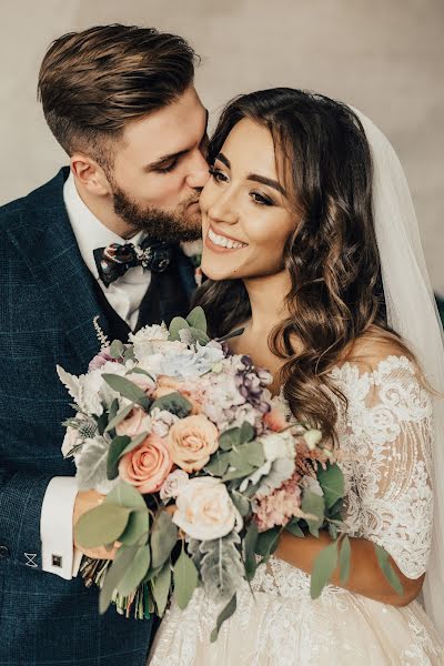 Wedding photographer Vitaliy Galichanskiy (galichanskiifil). Photo of 24 October 2017