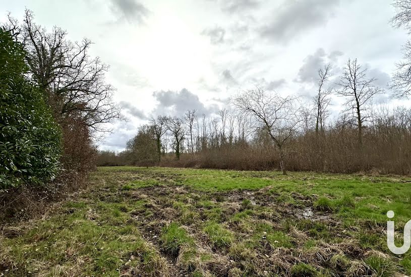  Vente Terrain à bâtir - 15 056m² à Neuvy-sur-Barangeon (18330) 