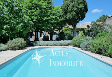 House with pool and terrace 19