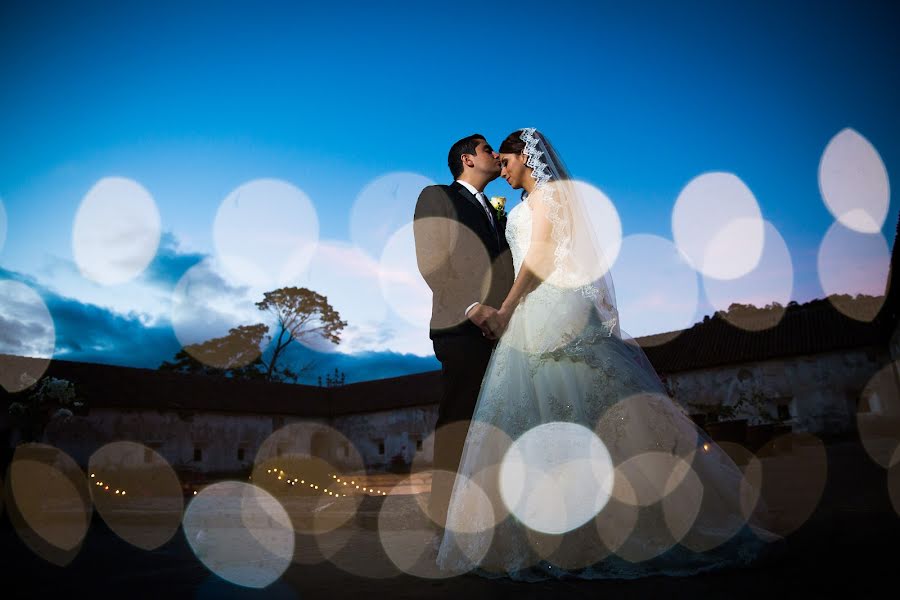 婚礼摄影师Manuel Aldana（manuelaldana）。2017 12月26日的照片