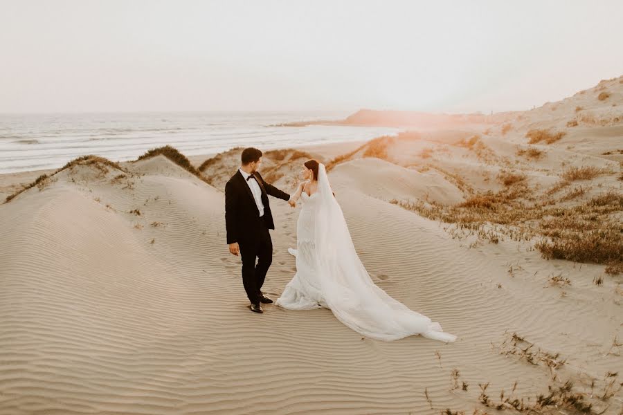 Fotógrafo de casamento Karina Leonenko (karinaleonenko). Foto de 15 de fevereiro 2020