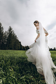 Wedding photographer Tatyana Poznyak (tanyasavranskaya). Photo of 25 November 2023