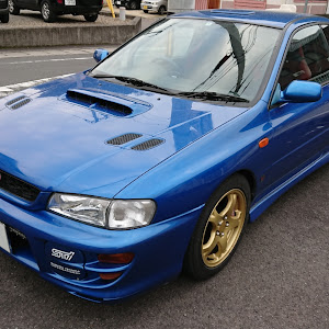 インプレッサ WRX STI GC8