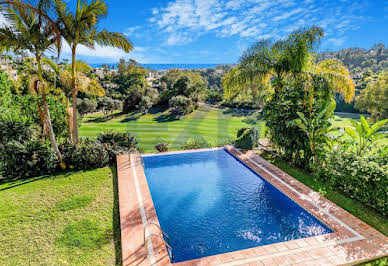 Villa with pool and terrace 3