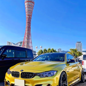 M4 クーペ F82