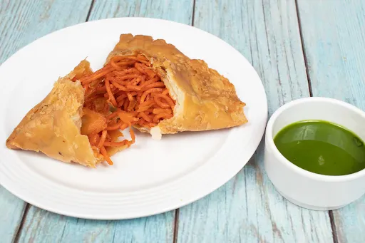 Chowmein Samosa