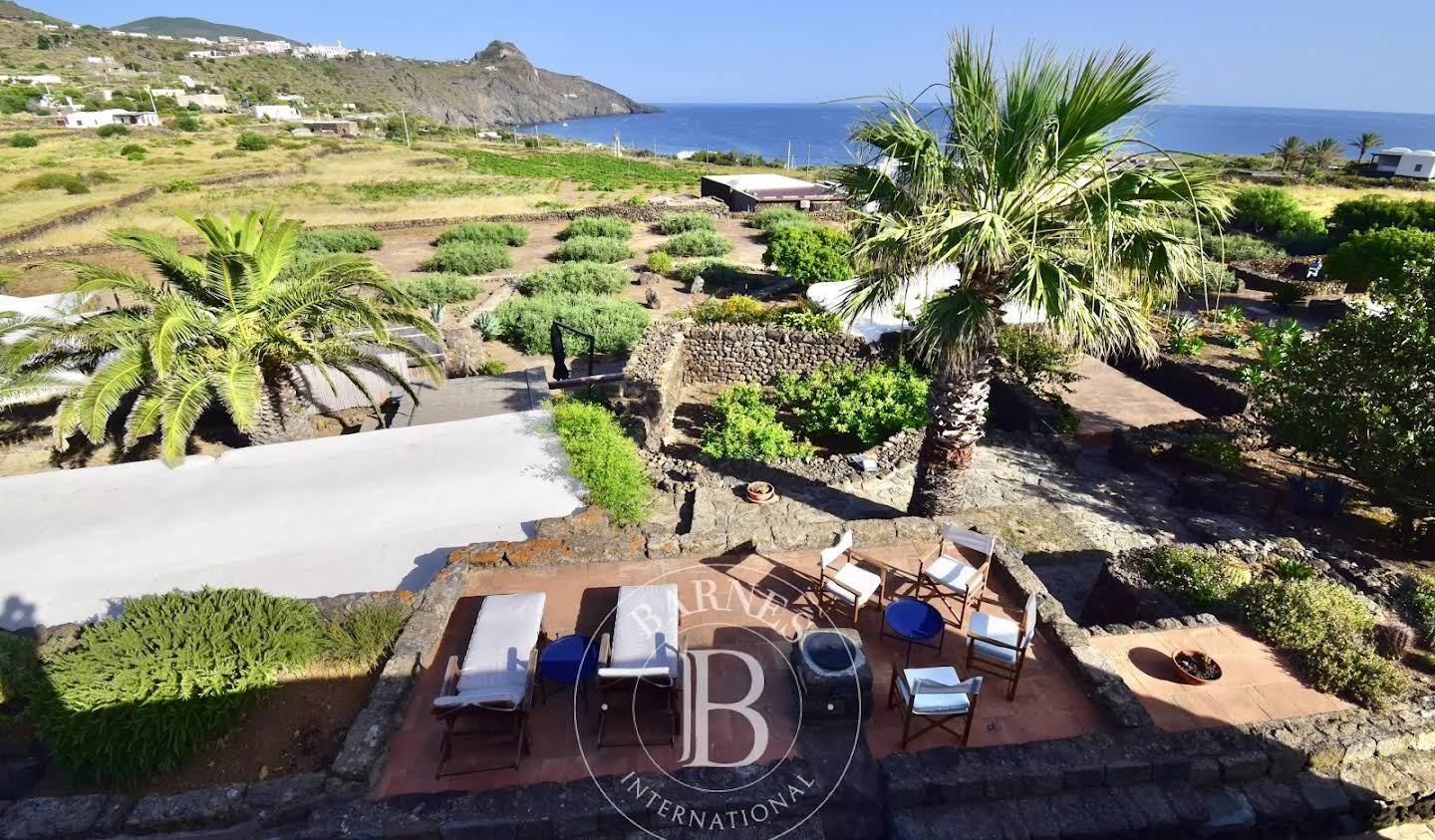 Villa avec jardin et terrasse Pantelleria