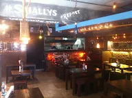 Smally's Resto Cafe photo 8