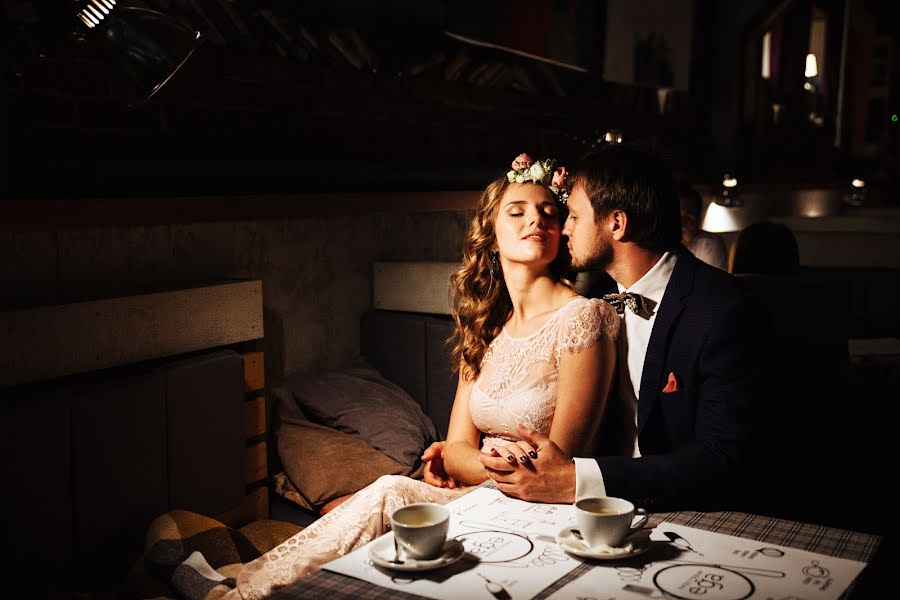 Wedding photographer Yuliya Tabanakova (tabanakova). Photo of 17 May 2015
