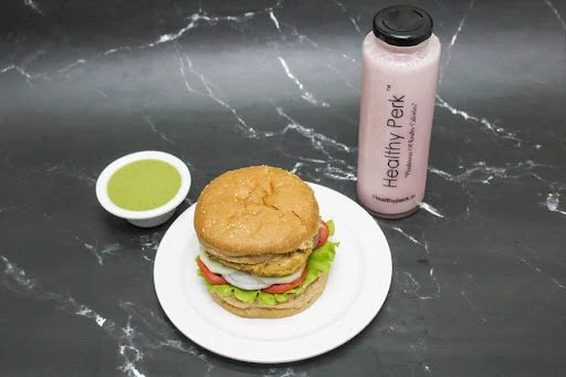 Chicken Burger + Smoothie Of Your Choice