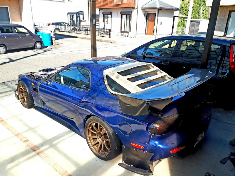 RX-7のDIY・リアウインドウルーバー・体調回復❗に関するカスタム事例の投稿画像2枚目