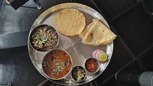 Matki Thali