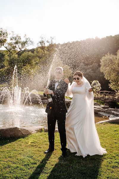 Fotógrafo de casamento Arina Egorova (arina-pro-photo). Foto de 13 de outubro 2022